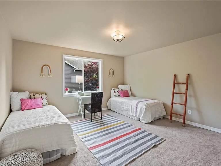 11526 160th Ct NE — Photo 35