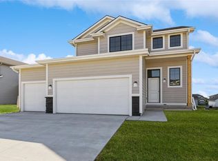 511 NE 57th Ct, Ankeny, IA 50021