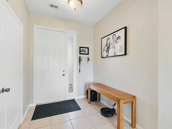 5th image of 1012 Seminole Palms Dr