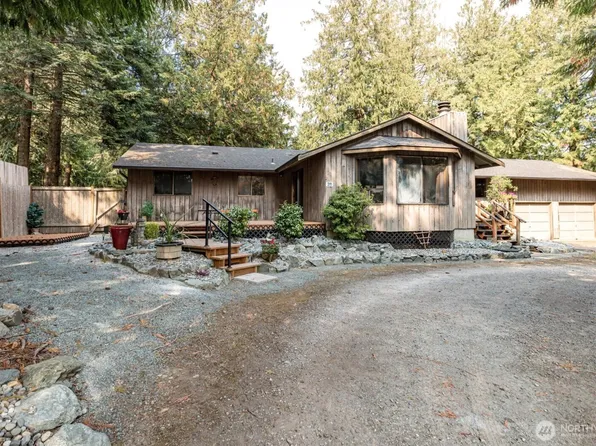 311 Willapa Place, La Conner, WA 98257
