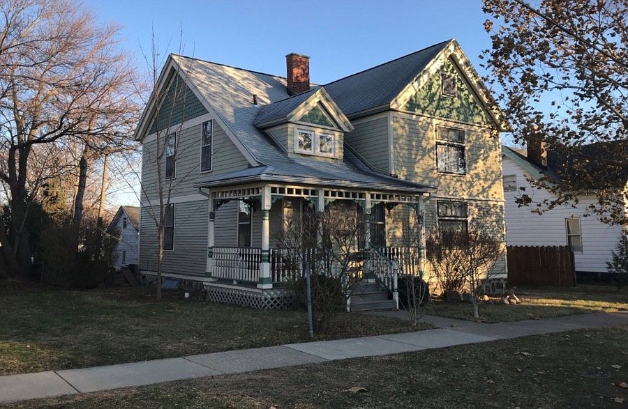 2nd image of 636 N Adams St