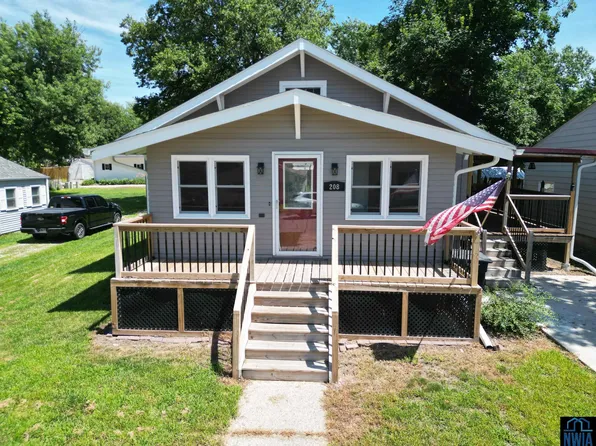 208 Myrtle St, Aurelia, IA 51005