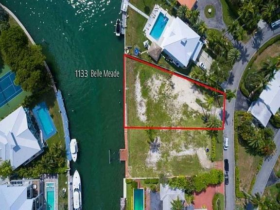 4th image of 1133 Belle Meade Island Dr #D