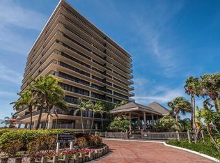 7650 Bayshore Dr APT 206, Treasure Island, FL 33706