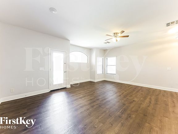4th image of 13030 W Windrose Dr