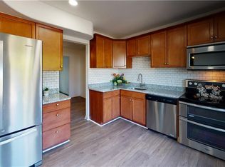 3741 Kingsmill Walk, Virginia Beach, VA 23452