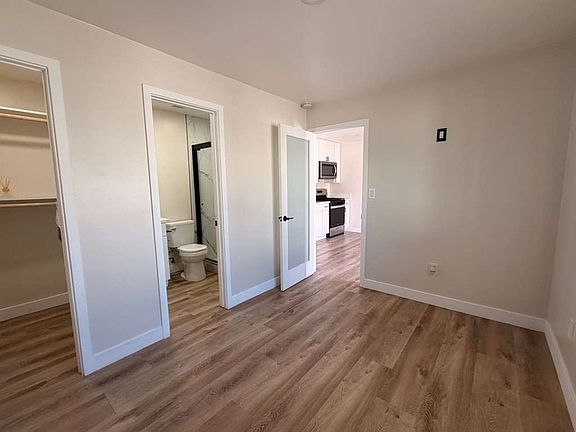 3rd image of 1830-36 Newton Ave #1832
