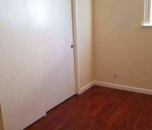 Bedroom/Closet-5