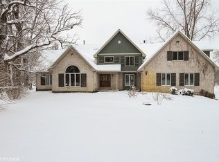 3424 Curling Pond Ct, Crystal Lake, IL 60012