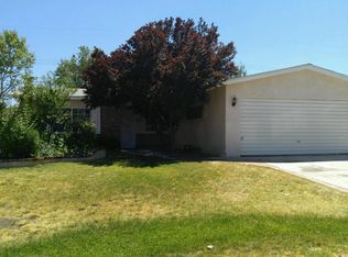 1124 W Avenue J10, Lancaster, CA 93534