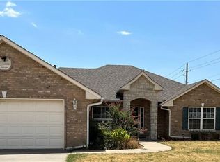 1301 Berkshire Pl, Shawnee, OK 74804