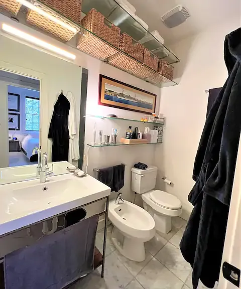 25 Montagu St #B — Photo 2