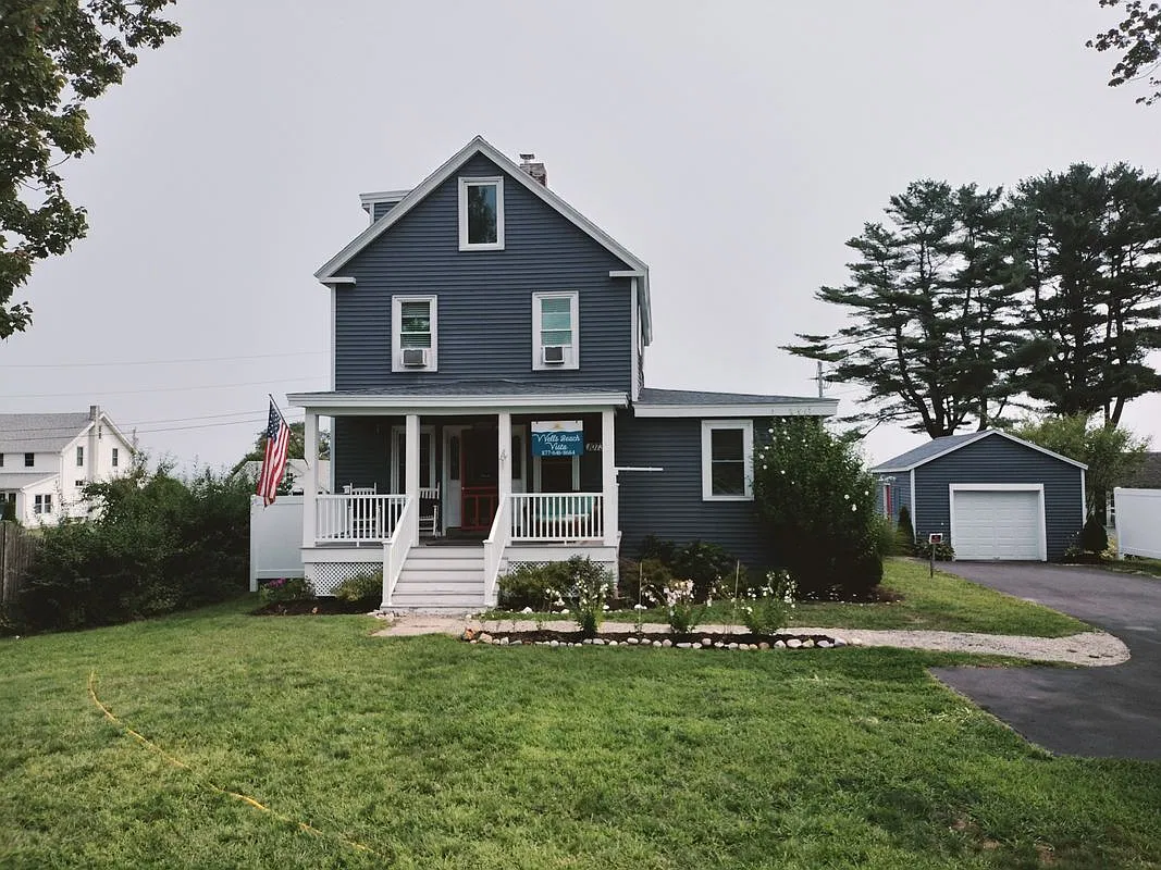 2 bed, 2.0 bath, 1400 sqft, $2,500 — Photo 2
