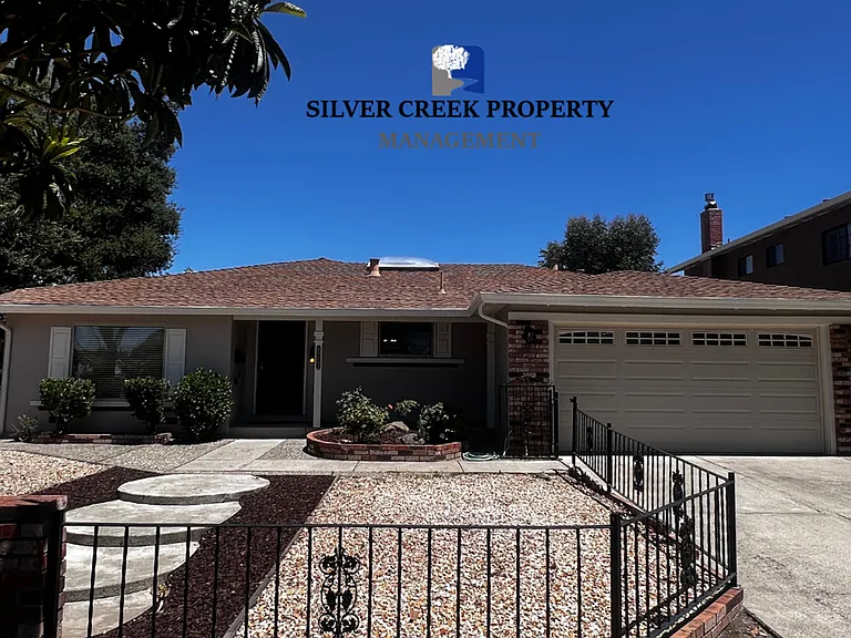 6002 Paxton Ct — Photo 1