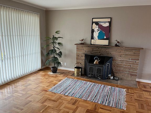 3rd image of 3821 Orinda Dr