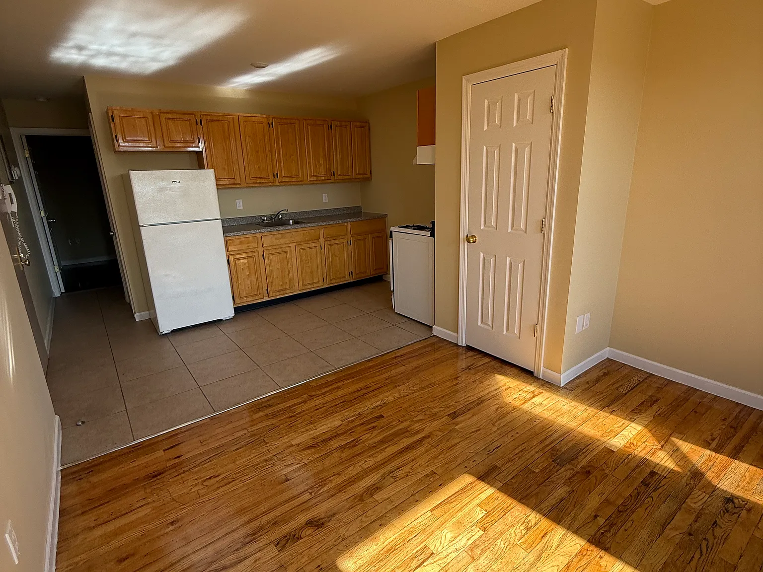 1 bed, $1,700 — Photo 2