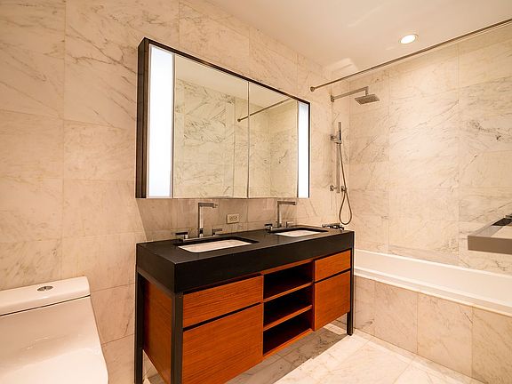 5th image of 75 Wall St APT 26Q