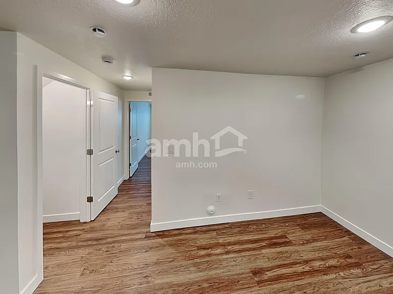 3571 N Caitlyn St — Photo 20