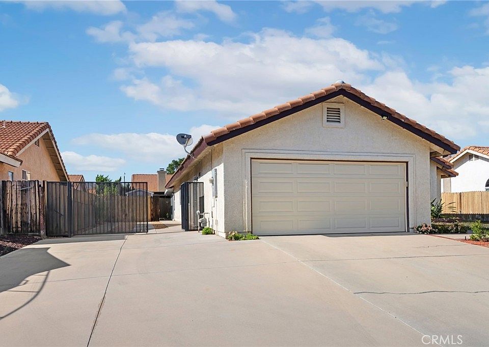 1st image of 26166 Windemere Way