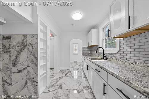 13527 Winthrop St Photo 1