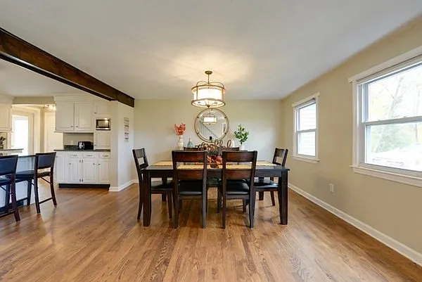 4 bed, 2622 sqft, $4,000 — Photo 4