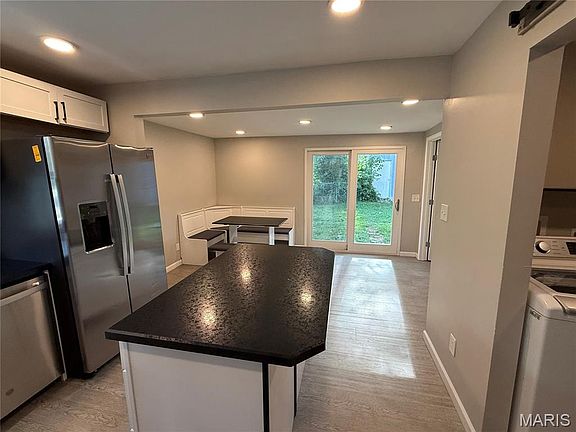 4th image of 107 Brookside Dr