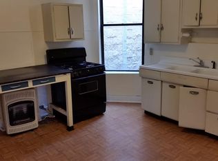 905 S Miller St APT 3, Chicago, IL 60607