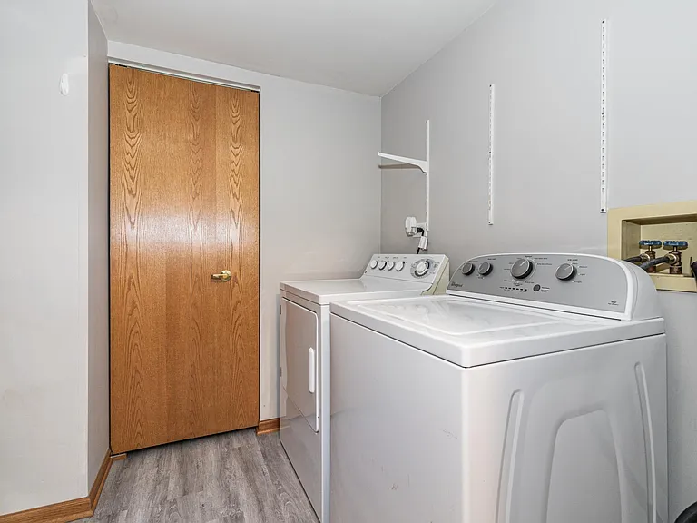 214 N Cathy Ln — Photo 18