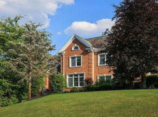 3 Kensington Ct, Warren, NJ 07059