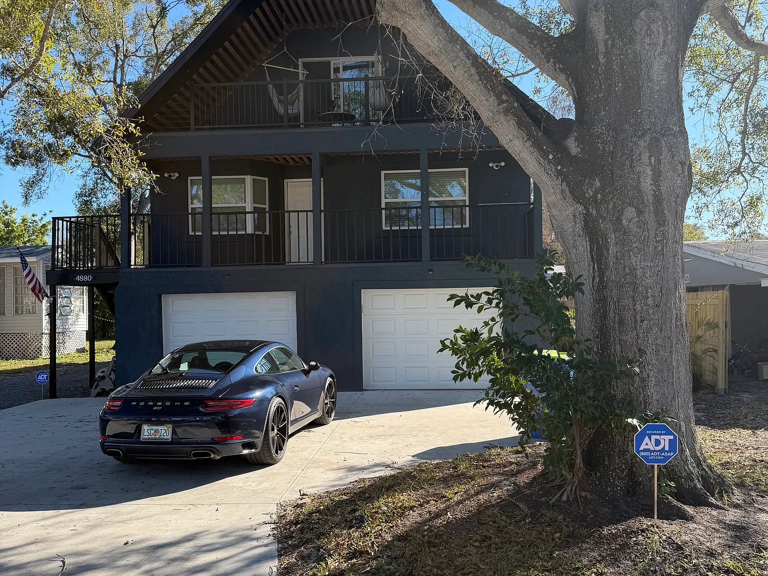5 bed, 2600 sqft, $1,500 — Photo 1
