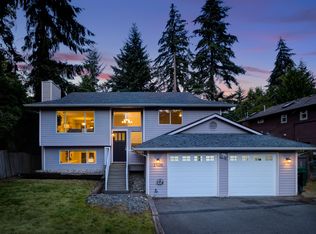 17028 8th Ave NE, Shoreline, WA 98155