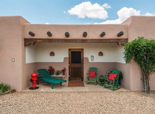 3 Puerto Way, Santa Fe, NM 87508