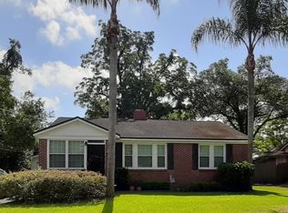 2221 Larchmont Rd, Jacksonville, FL 32207