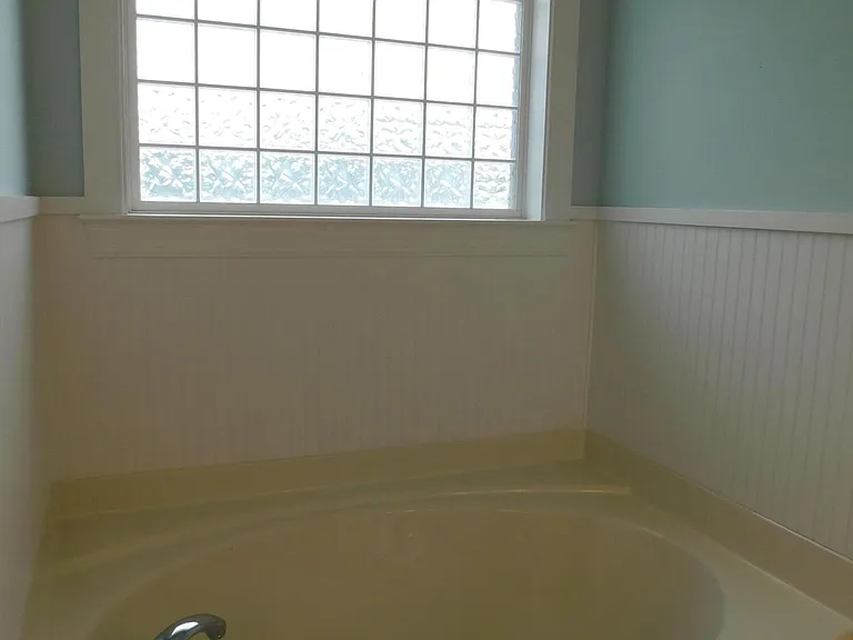 107 Beacon St — Photo 14