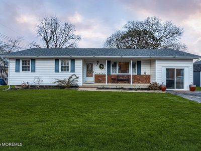 46 Bowline Street, Beachwood, NJ, 08722