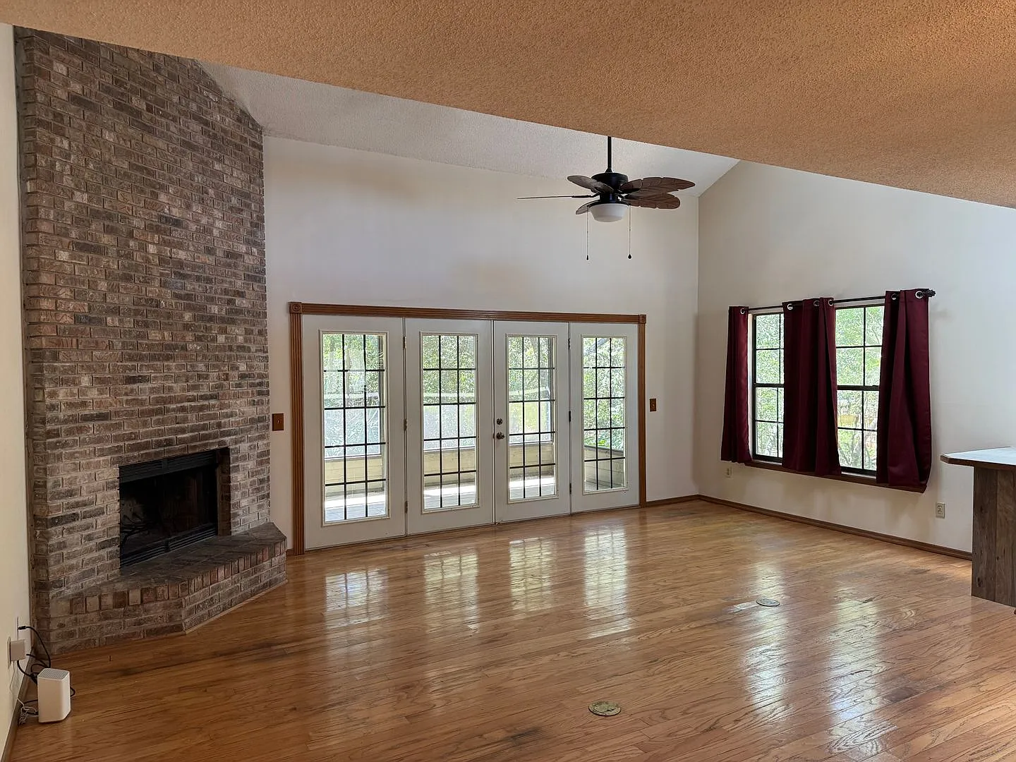 Lovely 3/2.5 Pool home — Photo 4