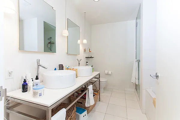 Rented by Ostrov Realty Group | media 13