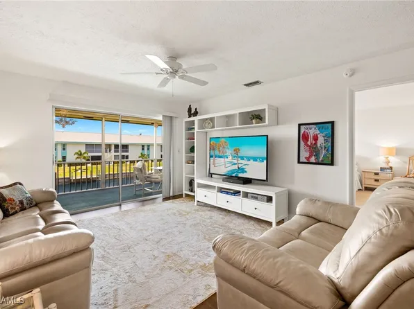 1345 SE 40th Ter APT 2D, Cape Coral, FL 33904