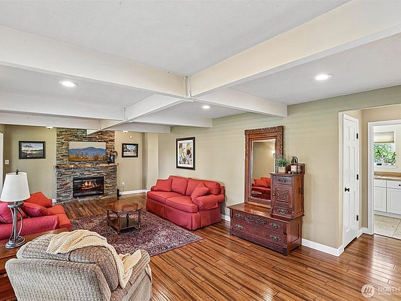 3rd image of 298 Roberson Road