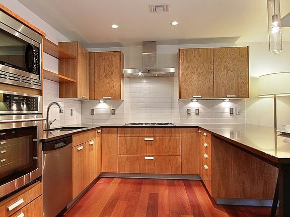 3rd image of 1620 Little Raven St Unit 106