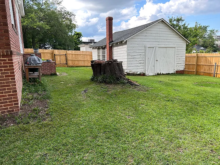 211 Shuler St — Photo 32