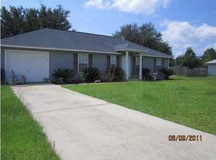5625 Paddle Wheel Dr, Milton, FL 32583