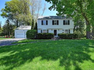 56 Harvest Ln, West Hartford, CT 06117