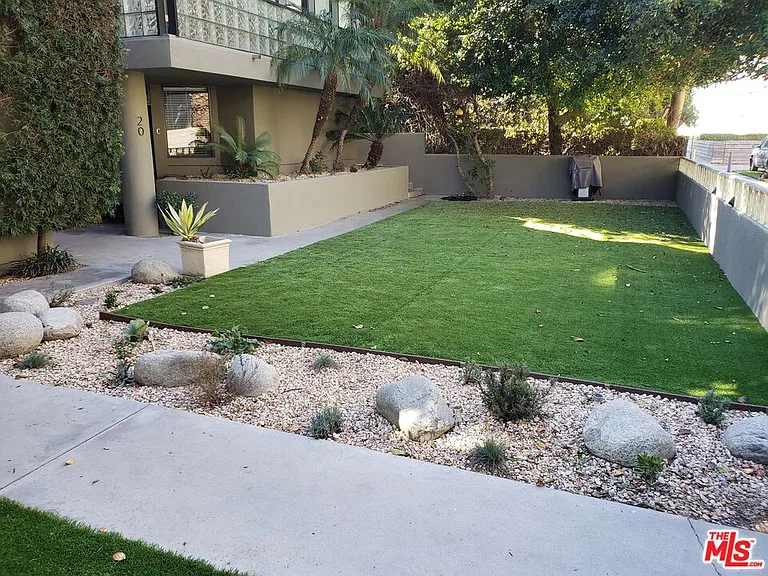 22 28th Ave — Photo 20