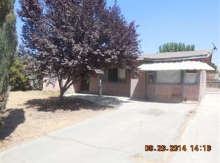 1944 N Prospect St, Porterville, CA 93257