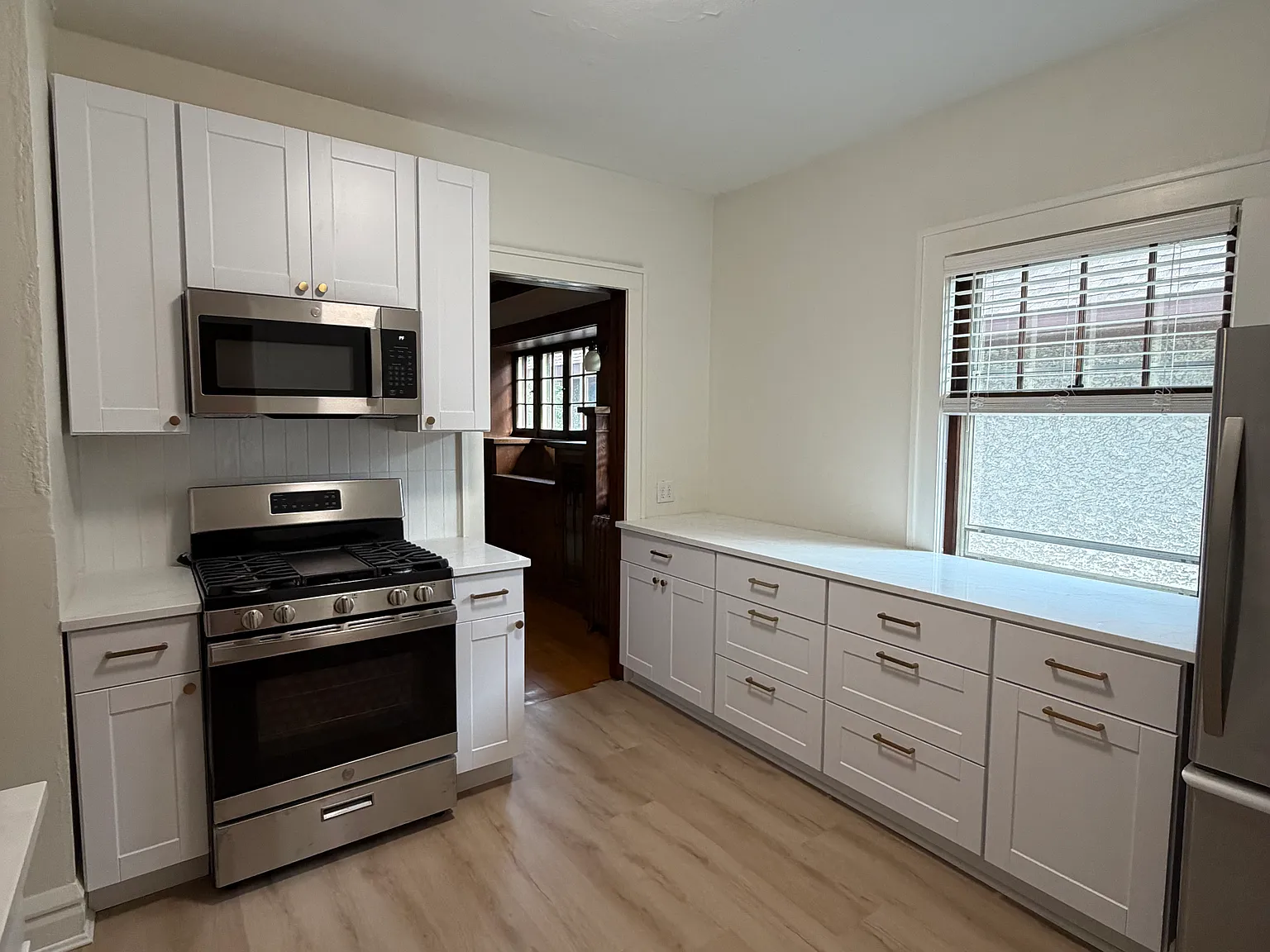 2 bed, 1310 sqft, $2,049 — Photo 3