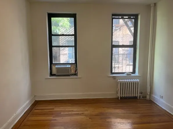 117 Sullivan Street image 3 of 15