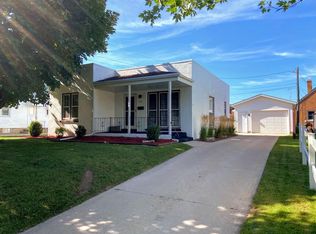 3006 Coolidge Pl, Manitowoc, WI 54220