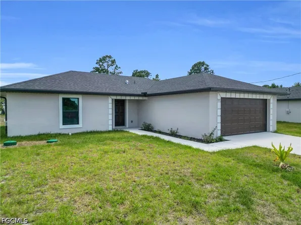 604 17th St, Lehigh Acres, FL 33972