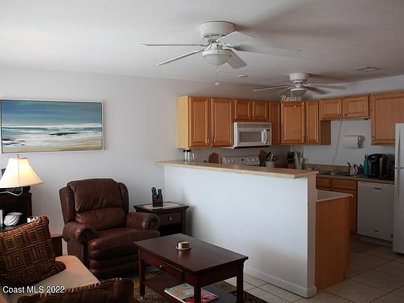 3rd image of 201 Saint Lucie Ln APT 309
